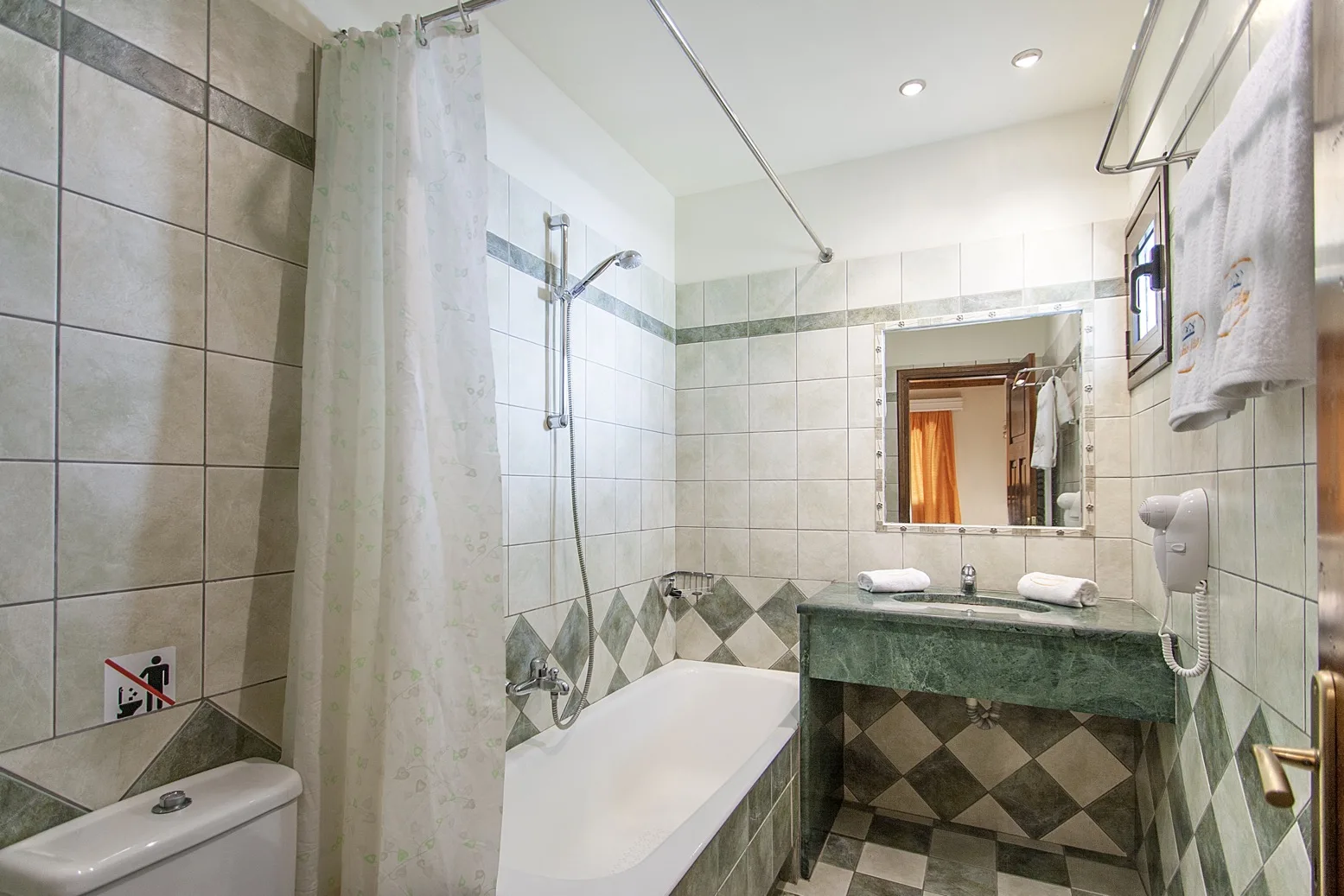 03.2bed villa